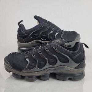 Nike Mens Air Vapormax Plus Sneakers Triple Black 924453-004 Mid Top 8.5M EUR 42